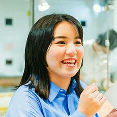 小泉 紗奈氏